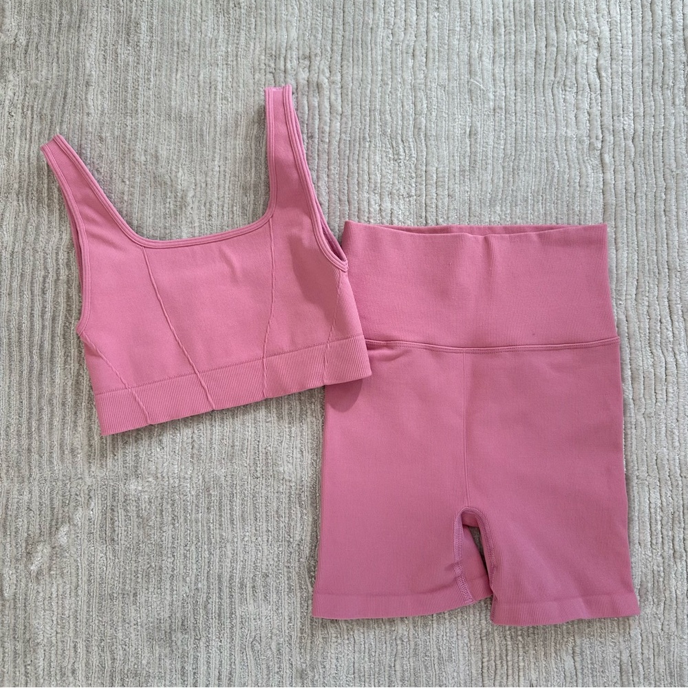 Wellbeing + Being Well Workout Set